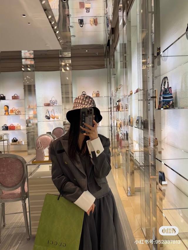 Running Volume Dior Dior Classic Double-Sided Embroidery Hot-Selling Bucket Hat