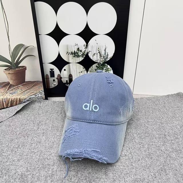 Running Volume Alo New Hole Baseball Cap Retro Hole Baseball Cap Unlocks Your Tr