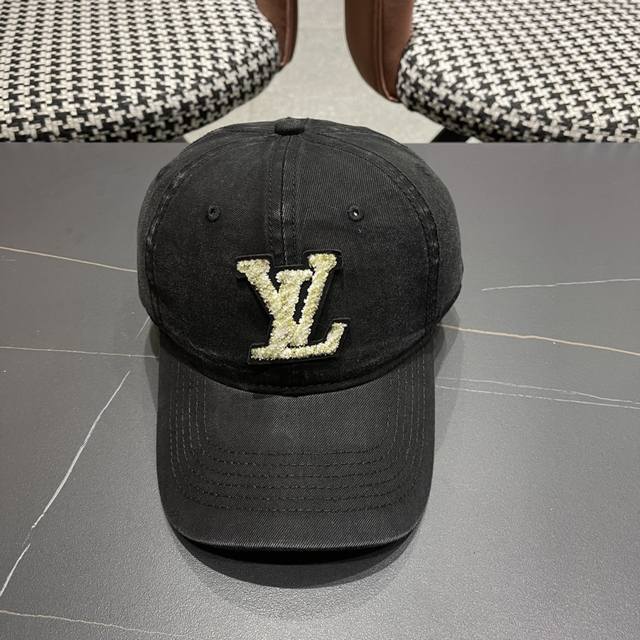 louivuittonlv Counter New Louis Vuitton 2025 New Year Baseball Cap Simple And
