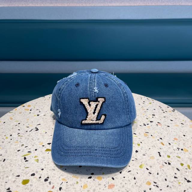 lv Louis Vuitton's New Counter-Synchronized Denim Washed Embroidered Baseball