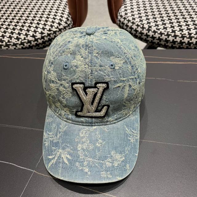 lv Louis Vuitton Classic Baseball Cap Very Classic And Popular Retro Beauty C