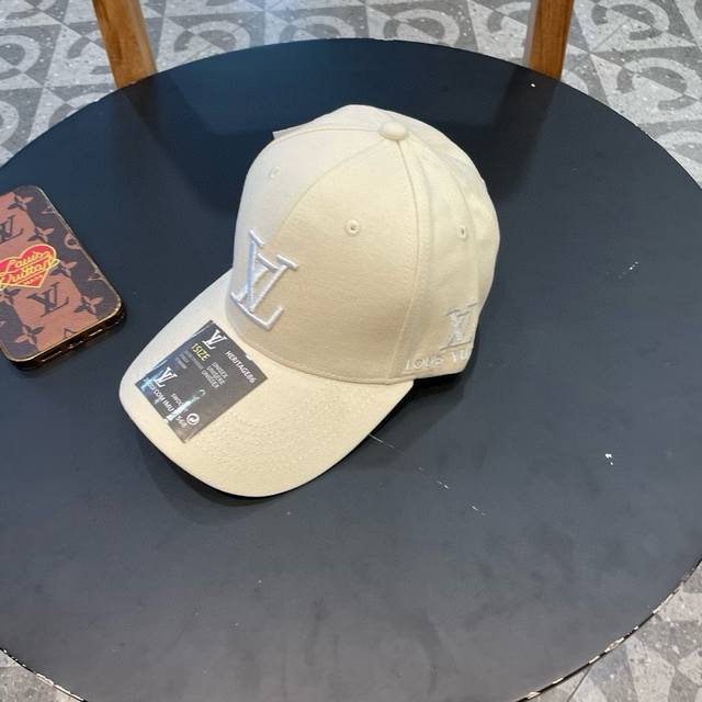 lv Louis Vuitton Original Embroidered Baseball Cap Counter Hot Sale Pure Cott