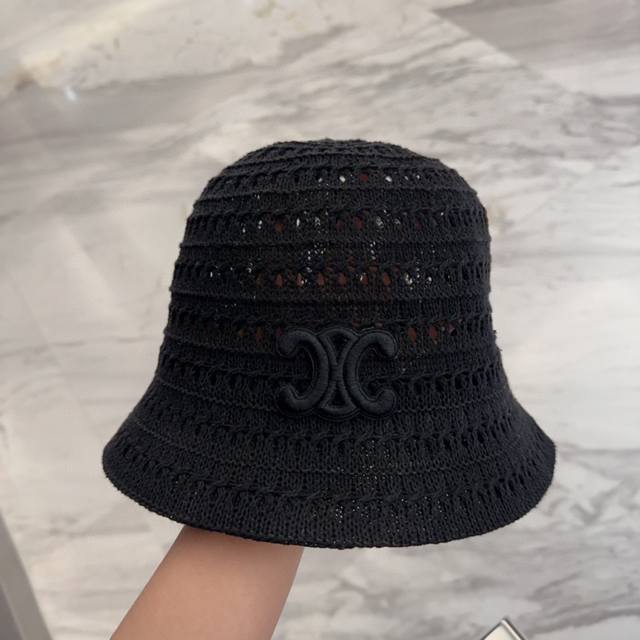 Celine Bucket Hat Is A Simple Bucket Hat That Is Both Fashionable And Sun-Proof.
