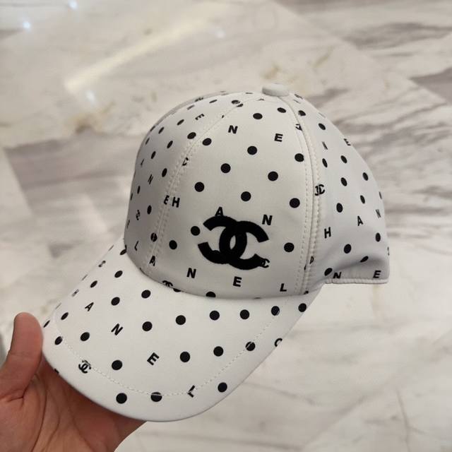 chanel Vintage Cap, All-Match Style, The Texture Of The Cap Is Very Vintage A