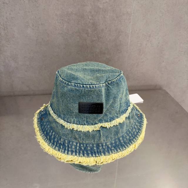 mm6 Margiela Cowboy Bucket Hat A Very Versatile Cowboy Bucket Hat That Makes