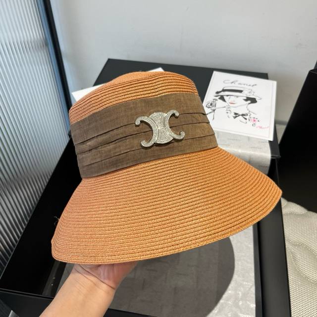 celine Celine New Straw Hat Made Of Soft Straw, Foldable Head Circumference 5