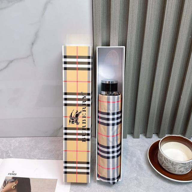 burberry New Summer Manual Folding Sun Umbrella Black Coating Sunscreen Effec