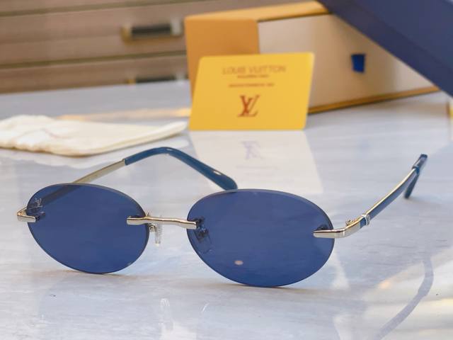 louis Vuitto* Louis Vuitton New Sunglasses Model Z2040U Size 55 17-143