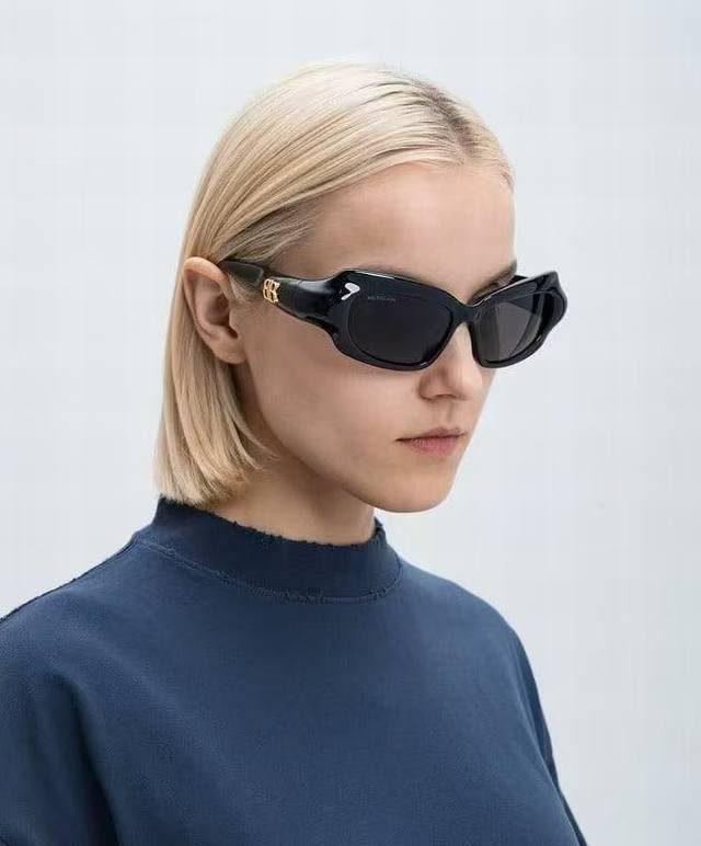 balenciaga Balenciaga 2025 New Star-Style Square Frame Personality Sunglasses