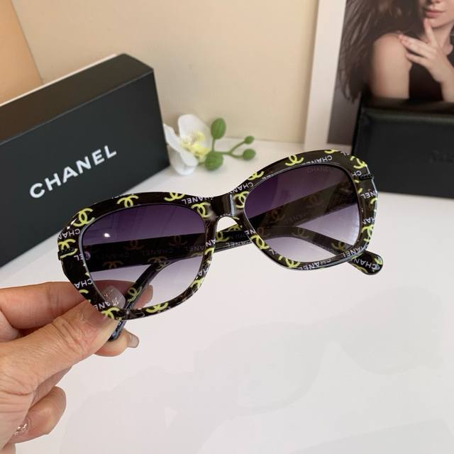 chanel Chanel 2025 New Square Frame Simple Fashion Sunglasses All-Match Trend