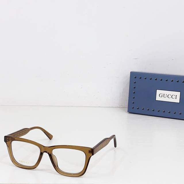 gucc* Model Gg1889Sk Size 53 Ports 17-145 1 40
