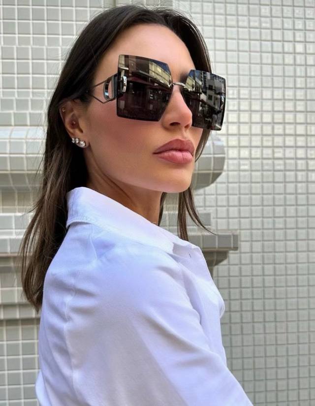 dior Dior Sunglasses Women's New 30Montaigne S7U Large Square Frameless Sungl