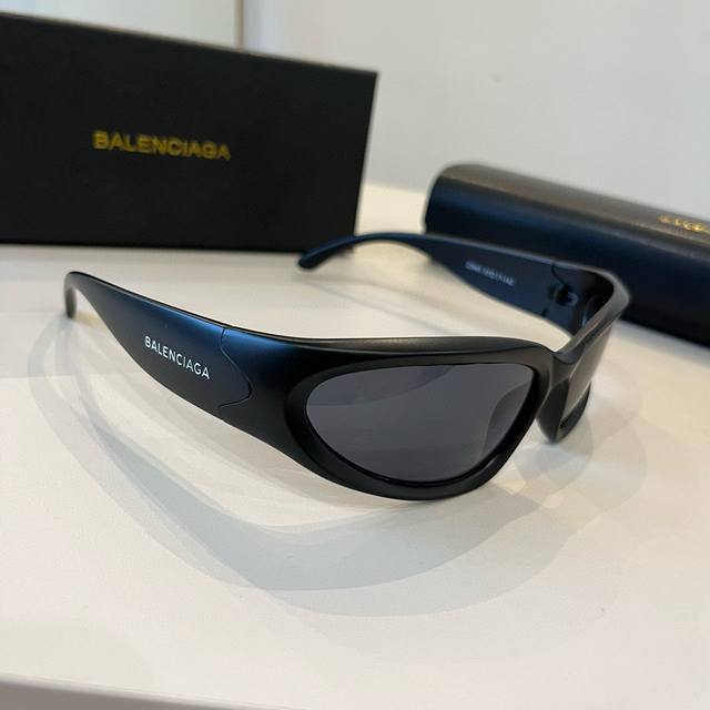 Balenciaga Sunglasses Balenciaga Luxury Brand Balenciaga Trendy Sunglasses Speci