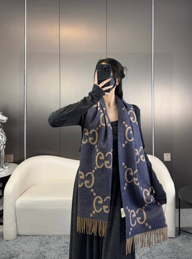 Big G Tassel Latest Hit Classic Double Big G Double-Sided Jacquard Tassel Scarf