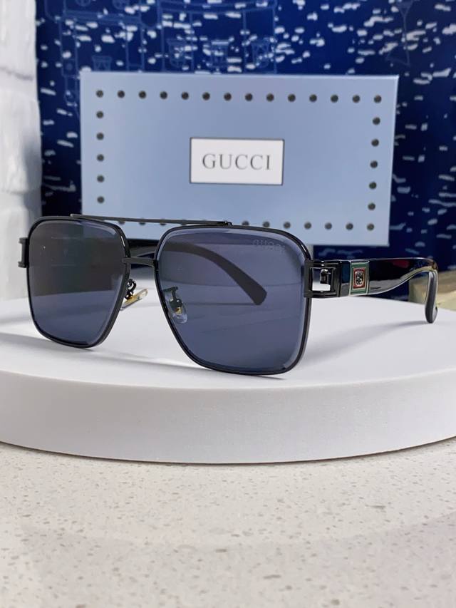 gucci 2025 New Men's Metal Square Large Frame Sunglasses Fashionable Double B