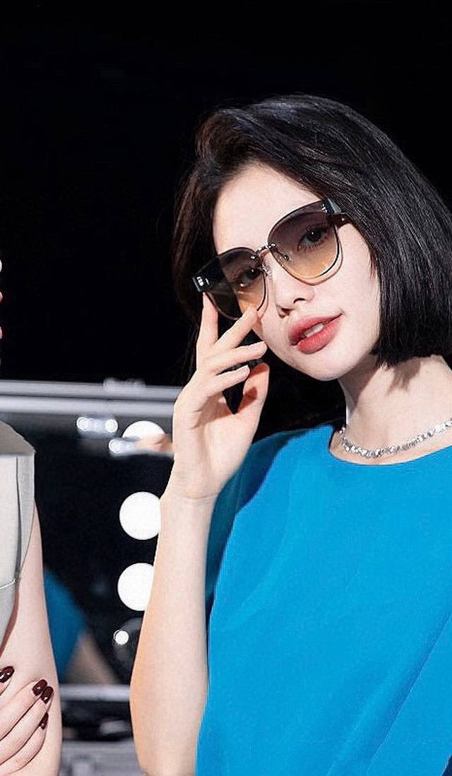 Chanel 2025 Spring New Trend Explosive Fashion Square Frame Nylon Sunglasses Hig