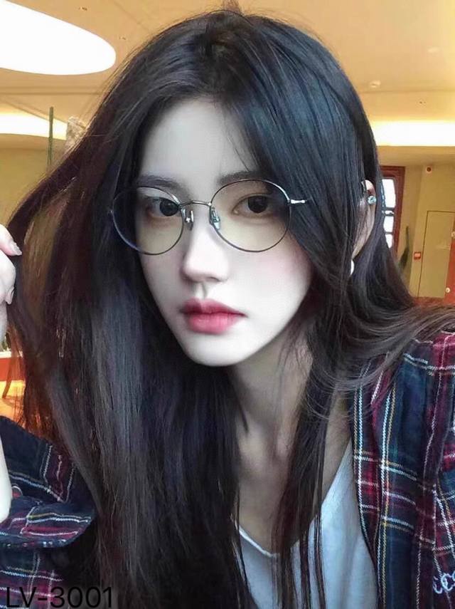 louis Vuitto* Titanium Frame Song Yi's Same Glasses For Myopia, Can Be Matche