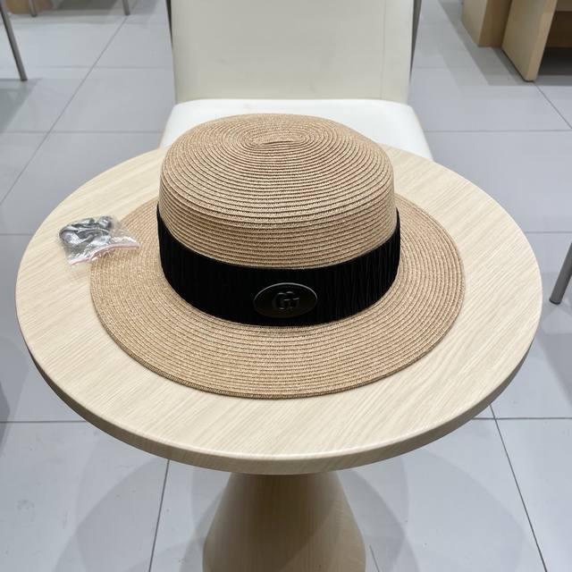 gucci Gucci New Flat Top Hat Thin Braided Straw Hat Head Circumference 57Cm