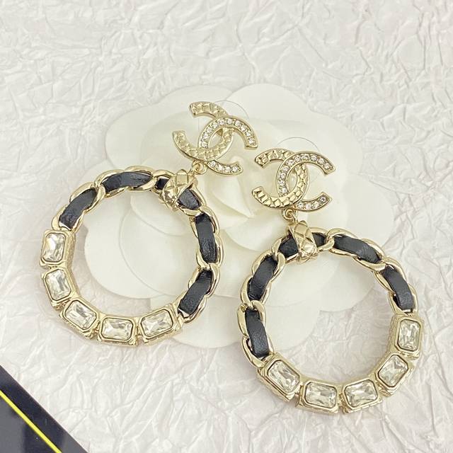 Chanel Earrings Are Hot-Selling And Are Available In The Same Zp Counter. Chan 2