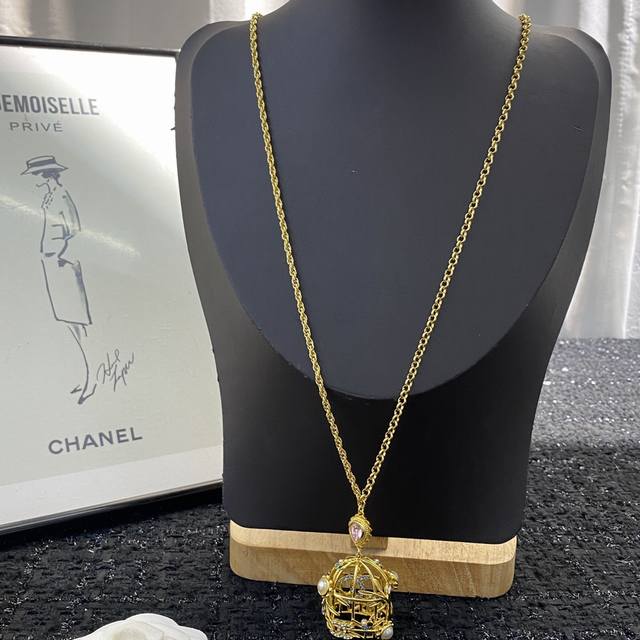 Chanel Necklace Hot-Selling Model Burst New Consistent Zp Chan 22 Bird Cage Long