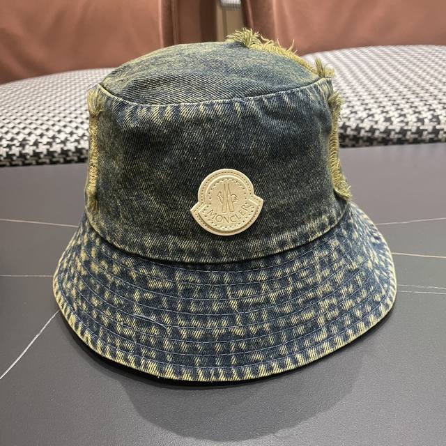 Moncler Domestic Purchasing 2025 Spring Women's Outdoor Leisure Special Sunshade