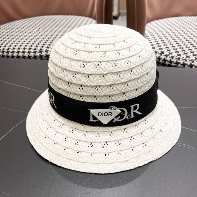 dior Dior's New Brand Woven Hollow Straw Hat Is A Must-Have For Going Out, It