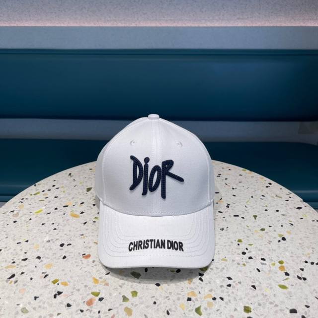 dior Dior Official Website Synchronized The Release Of New Models D Brand Bas
