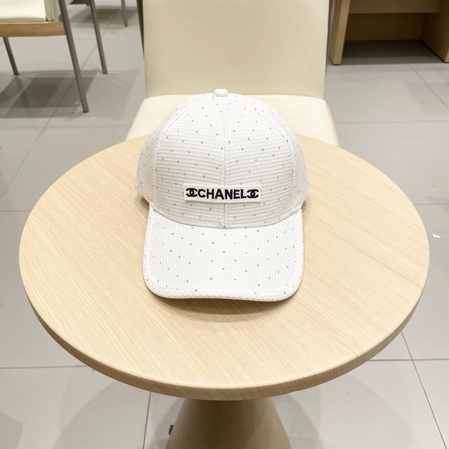 Chanel 2025 New Diamond Baseball Cap Chanel Classic Simple Fashion Casual Design