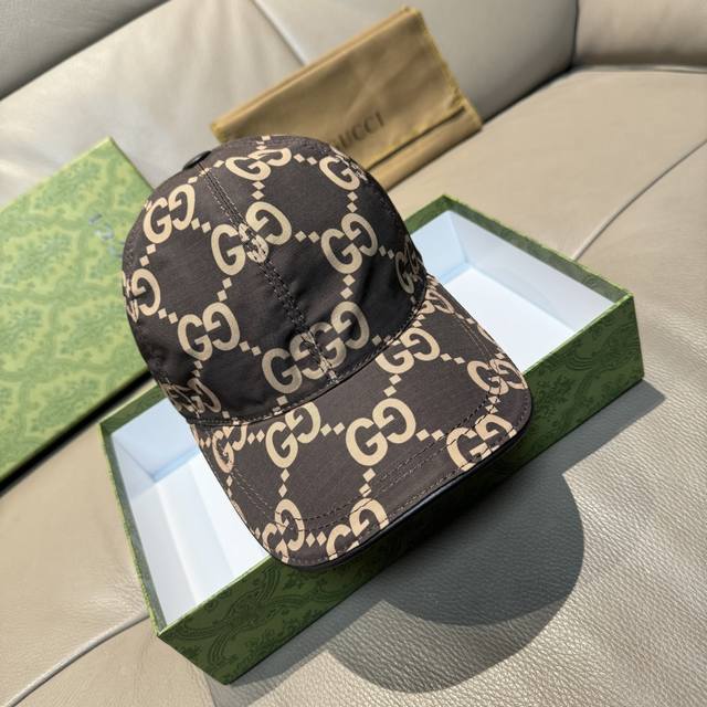Official Website New Model Shipped With Packaging Bag Gucci Latest Original Base