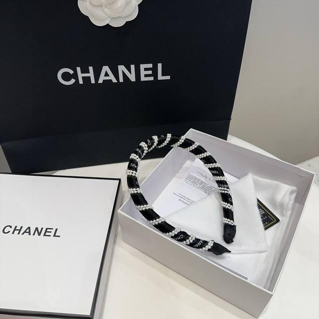 With Packaging Box Chanel Chanel's Latest Xiaoxiang Popular Pearl Headband Is Su