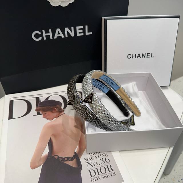With Packaging Box Prada Prada Triangle Logo Diamond Headband Elegant Young Lady