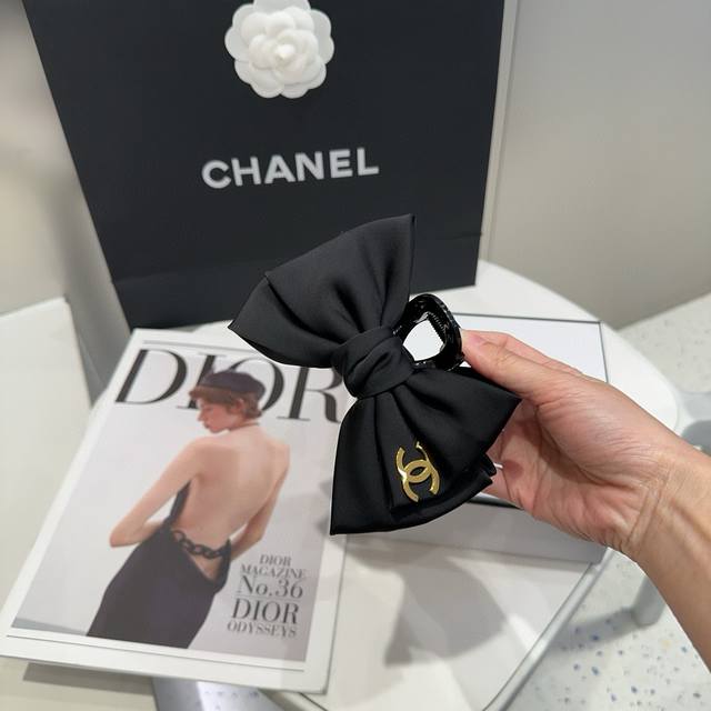 With Packaging Box Chanel Chanel's Latest Xiaoxiang Hot-Selling Grab Clip With E