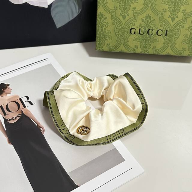 Special Packaging Gucci Gucci Classic Hair Band Is Very Beautiful On The Head Or