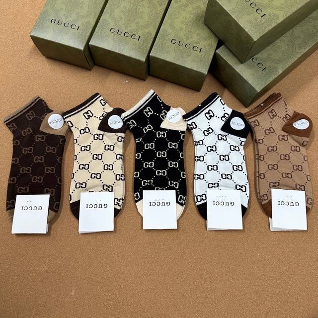 Gucci Gucci Classic Socks One Box Of Five Pairs Of Jacquard Classic Logo Super N