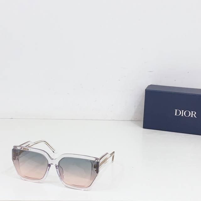 dior Mod Diorsignatures14F Size 66 Ports 16 140
