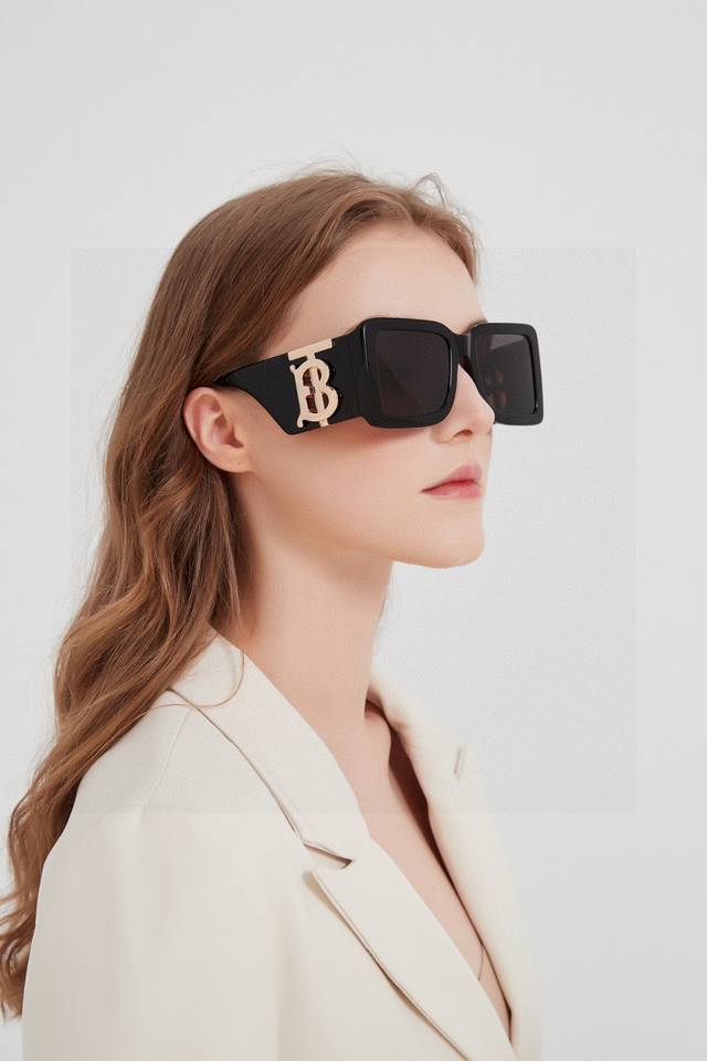 burberry Burberry Sunglasses Women's 25Th New Be4406U Large Frame B Letter Lo