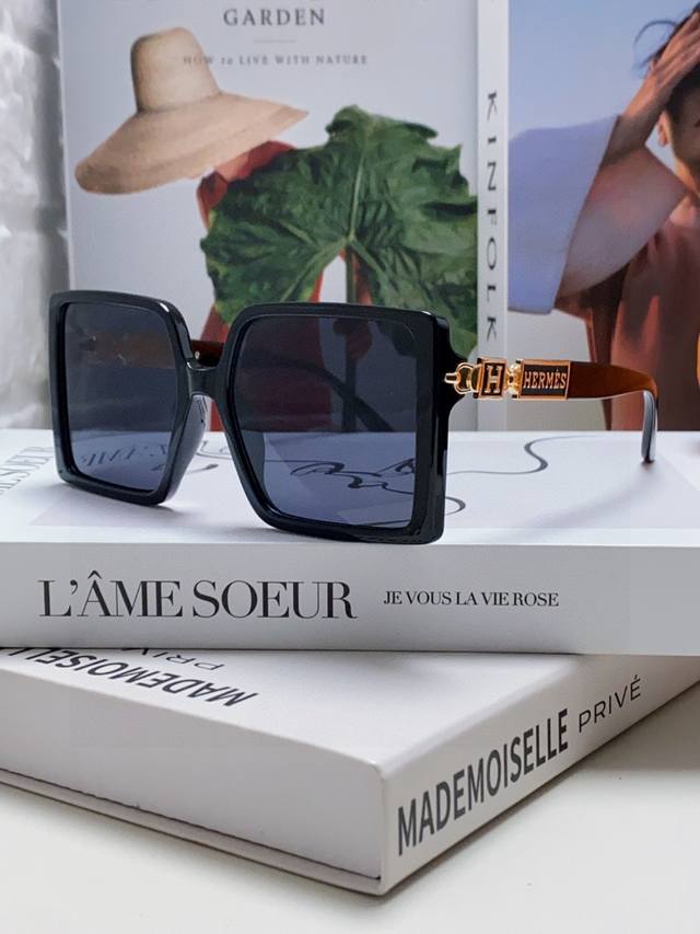 Hermes 2025 New High-End Temperament Large Frame Square Celebrity Sunglasses For