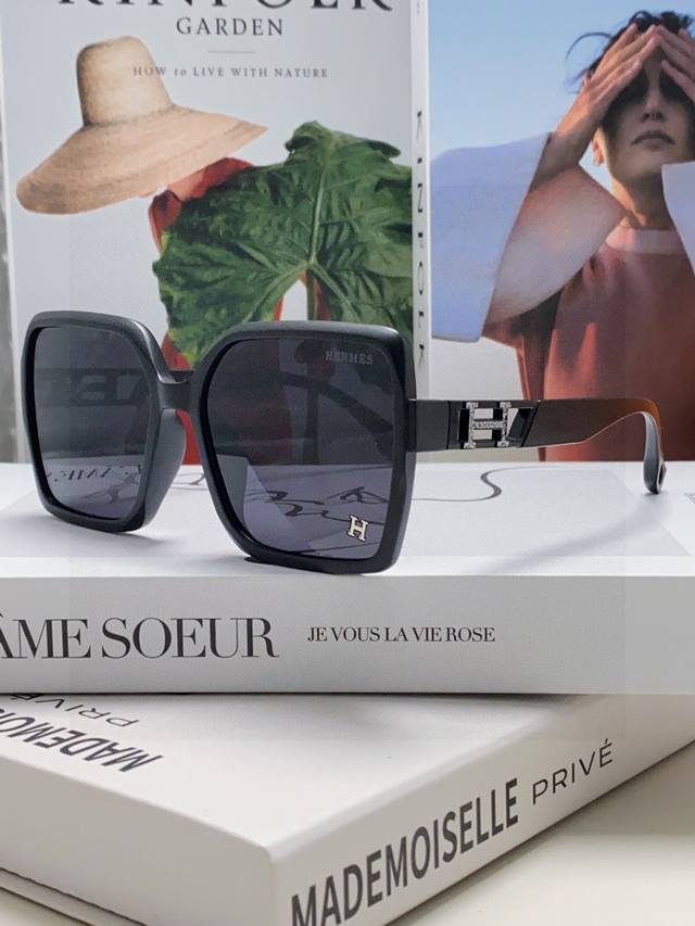 Hermes Sunglasses For Women 2025 New Large Square Frame Round Face Slim Anti-Ult