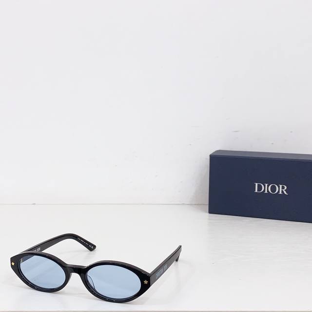 dio* Model: Diorpacific R1I Size 54 Ports 18-140