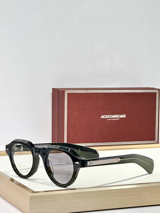 Color Change Jacques Marie Mag* Model Kellerman Size: 46 Mouth 24-146