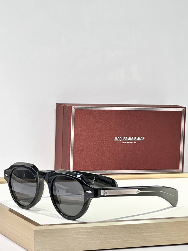 jacques Marie Mag* Model Kellerman Size: 46 Ports 24-146