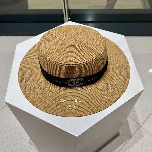 chanel Chanel New Straw Flat-Top Sun Hat Basin Hat Beach Style Simple And Gen