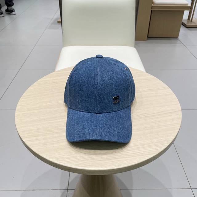 Chanel New Denim Baseball Cap Chanel Logo Classic Simple Fashion Casual Design R