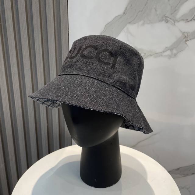 gucci Gucci 2025 Counter New Simple Double-Sided Fisherman Hat Very Trendy Ca