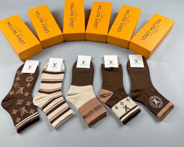 Louis Vuitton New Women's Mid-Tube Socks, Five Pairs In A Box, Pure Cotton Mater