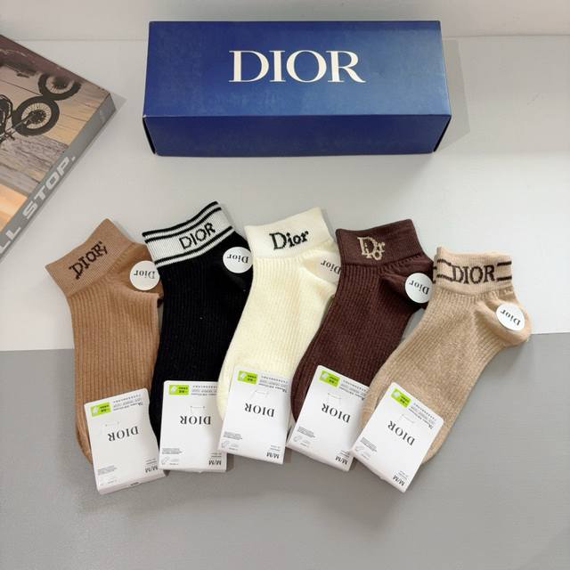 With Packaging 5 Pairs Per Box Dior New Letter Cuff Short Socks Popular Letter C