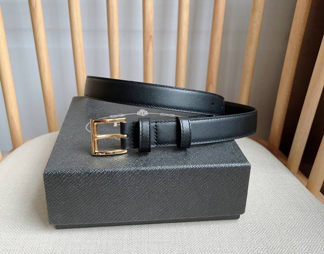 prada The Latest From Prada This Gorgeous Leather Belt Exudes Simple And Soph
