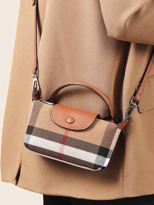 burberry Burberry Mobile Phone Bag Classic Plaid Canvas Stitching Cowhide Cro