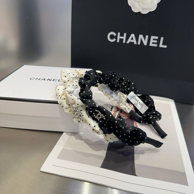 With Packaging Box Chanel Chanel's Latest Small Shampoo Polka Dot Headband Is Su
