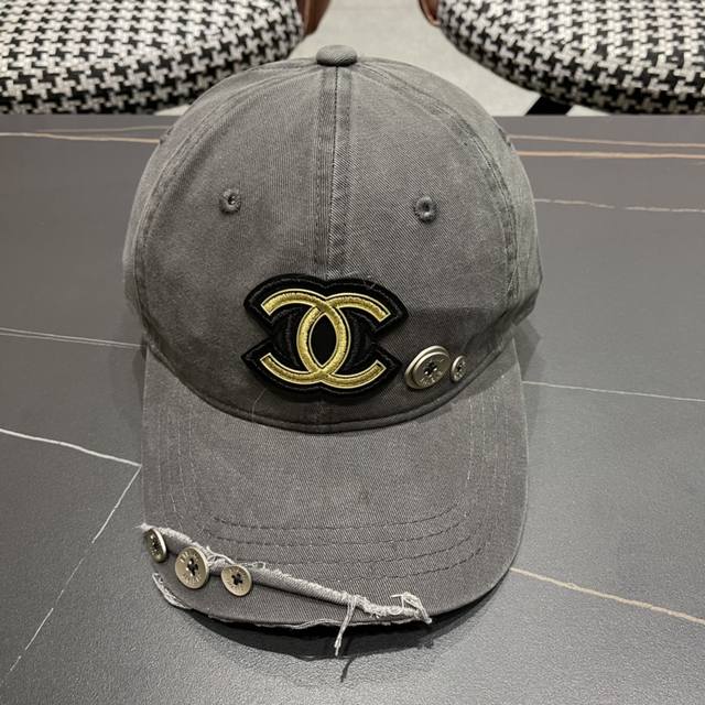 Chanel Internet Celebrity Hit Button Hole New Baseball Cap Xiaoxiang Classic Sim